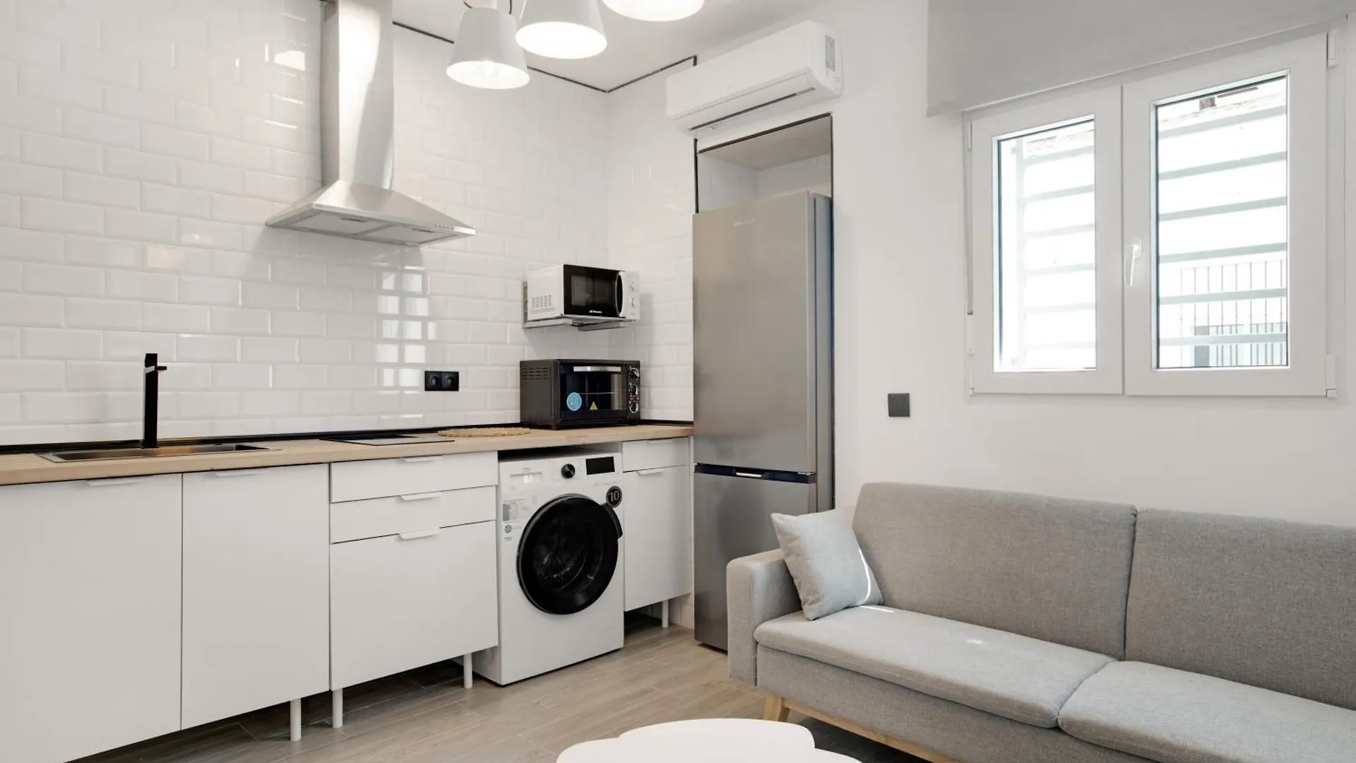 Apartamentos Habana 2 Barbate Spain